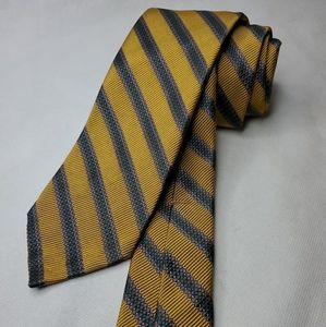 Robert Talbott Seven Fold Mens Neck Tie Gold New